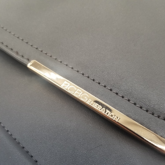 👛 BCBGeneration large expanding envelope clutch - Picture 3 of 13